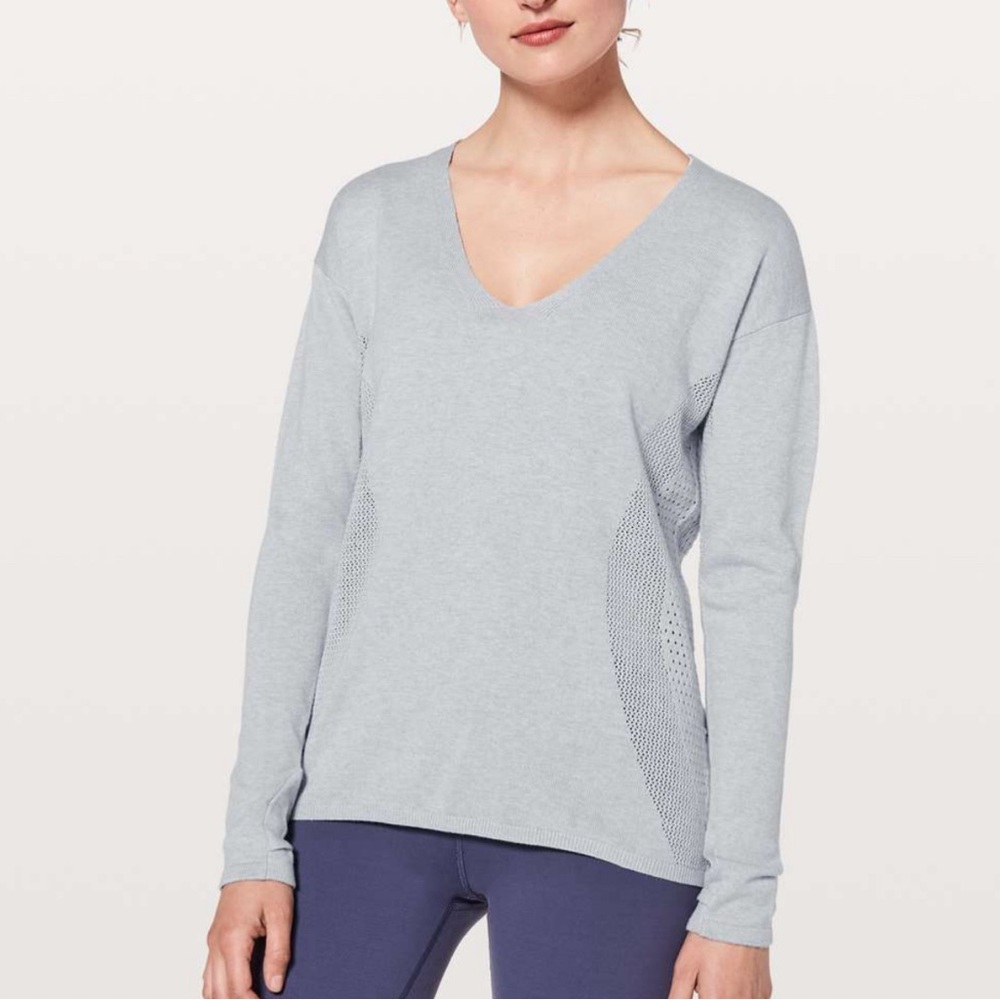 Lululemon, Like New, Still Movement Sweater, Heathered Dawn Blue, Size 6